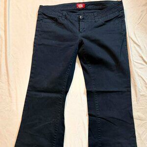 Dickies brand SIZE 11 Black Flared Leg / Slim Fit Bootcut 5-Pocket Pants